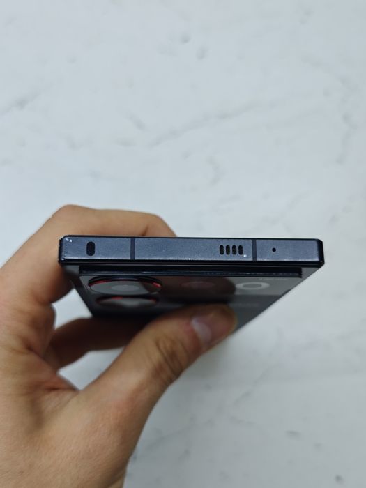 ZTE Nubia Z50 Ultra Sotlad