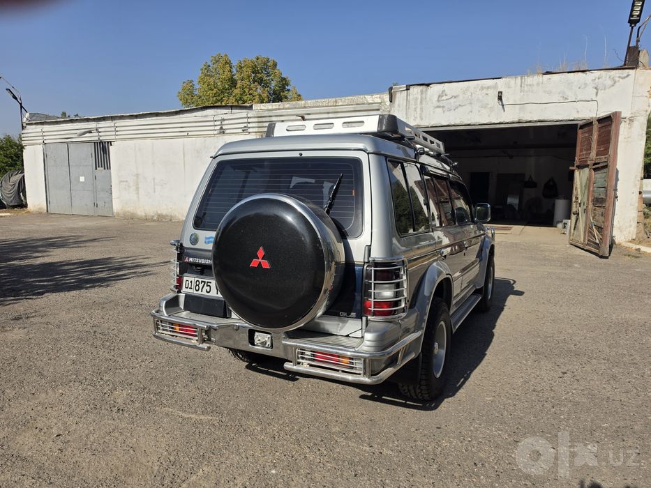 Mitsubishi Pajero 2