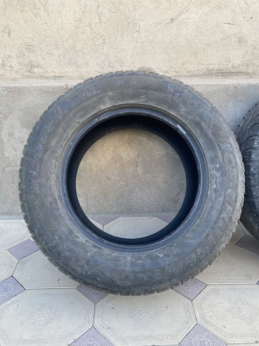Шины комплект  размер 285/60/18