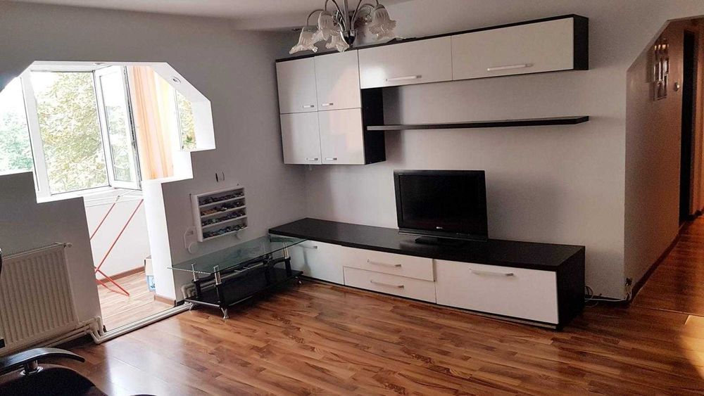 Apartament 3 camere  zona Micro 3