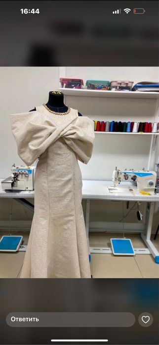 Продам женские  вечерние платья