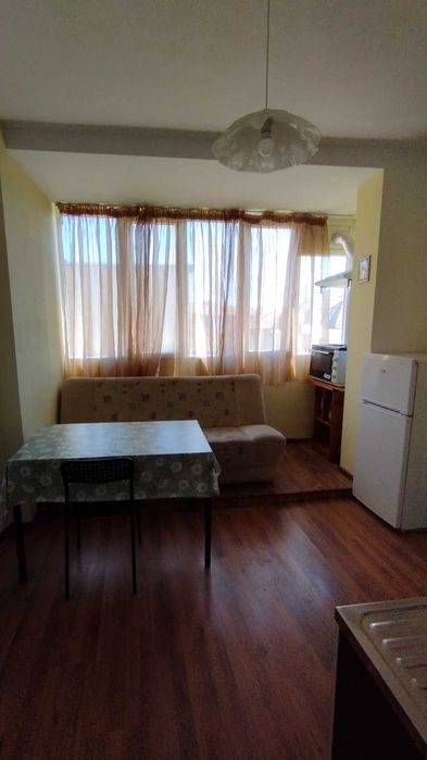 Дава се под наем Двустаен апартамент в Благоевград, Широк център - 51 кв.м за 306 € - Снимка #2