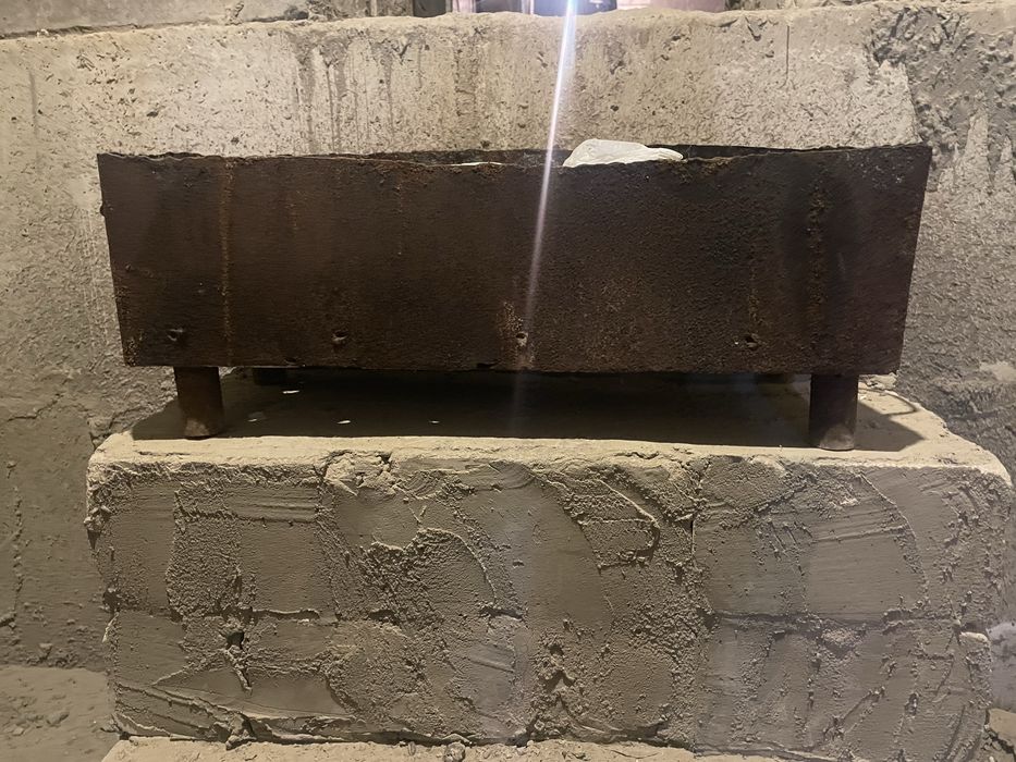 Мангал с шампурами