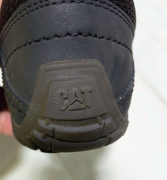 Pantofi Caterpillar 42