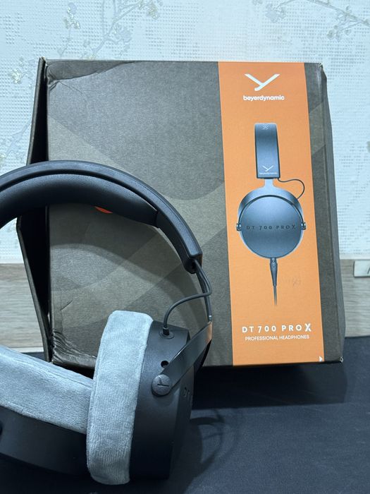 Beyerdynamic dt 700 pro x срочно