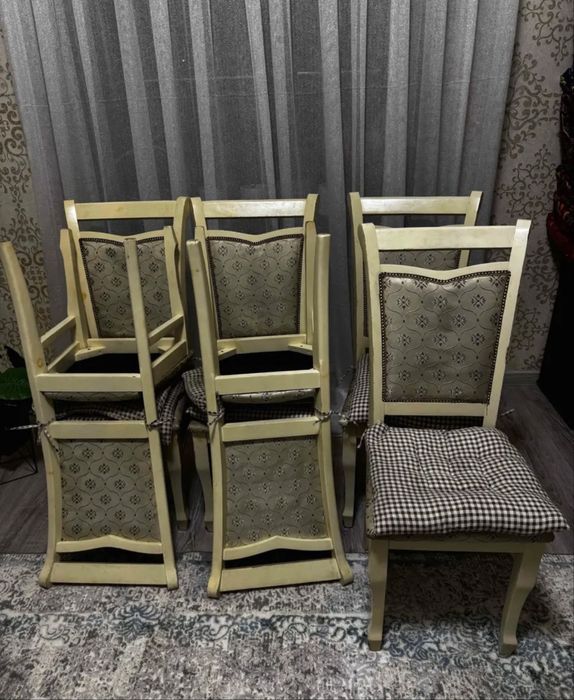 Продам стулья кухонные