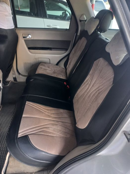 Продам Mazda tribute
