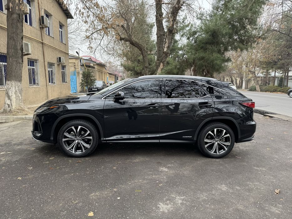 Продается Lexus RX 450h