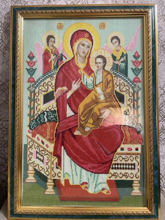 Картины ручной работы, вышитые крестиком