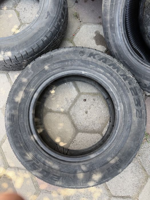 Продам резину 205/70R15