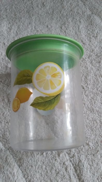 Посуда для кухни. Кега для воды