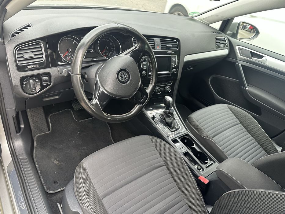 VOLKSWAGEN Golf 2015 — imagine 5