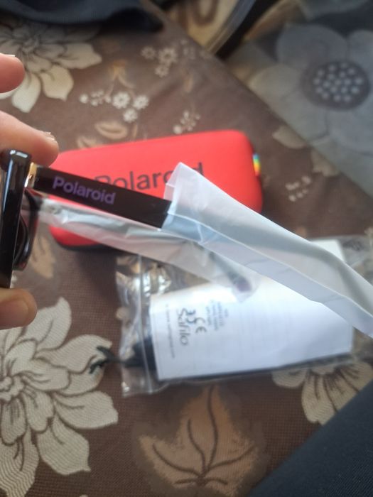 Чисто нови очила polaroid 50лв