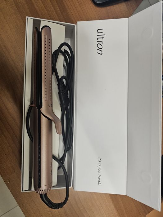 Професионална преса за коса със студен въздух Ultron AIRFLUX - XL