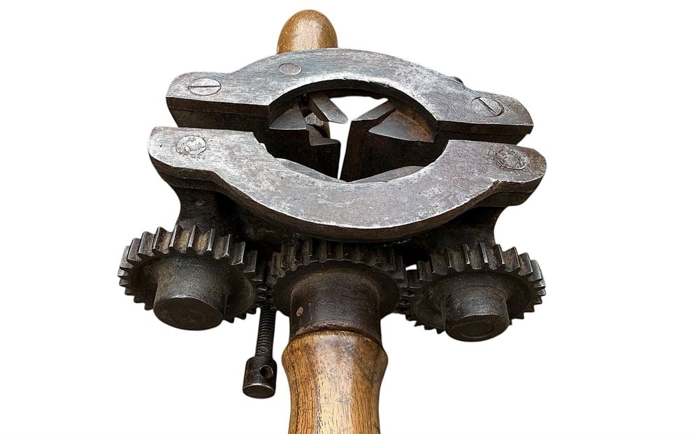 Rindea profile patrate din lemn