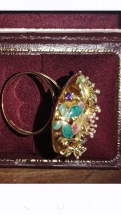 Продам кольцо золотое бредовые