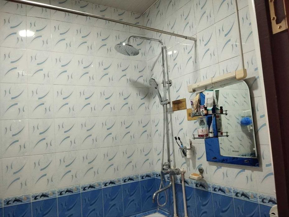 4 комн. (4/9/9) Корасарой вдоль дороги