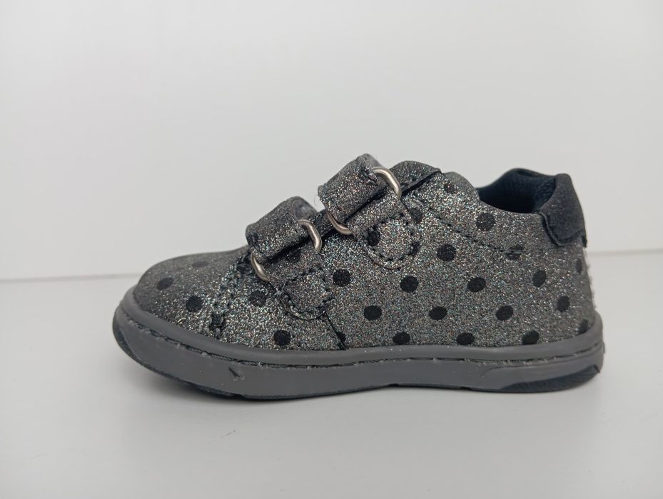 Детски оригинални маратонки в номер 19