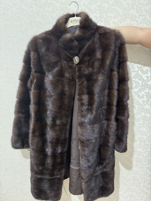 Продам норковую шубу. Состояние отличная