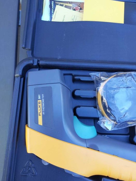 FLUKE 561 цифров инфраред безконтактен термометър - НОВ