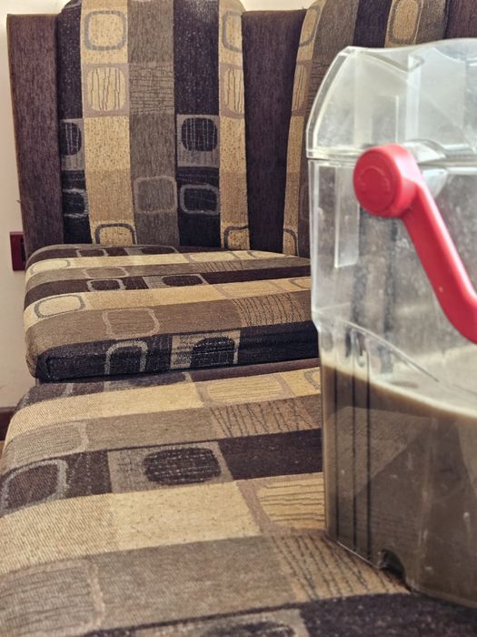 Всичко свързано с пране на коли, мека мебел