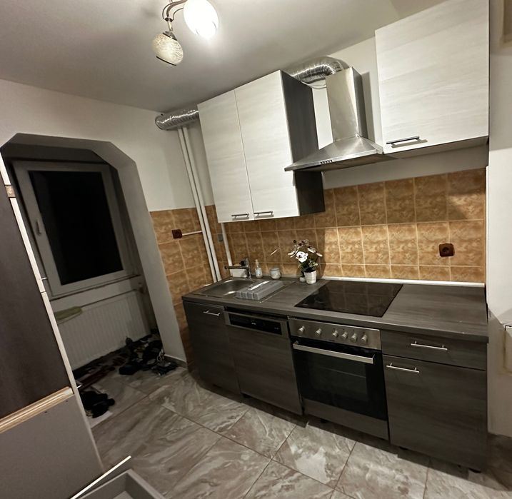 Vând mobilă de bucătărie