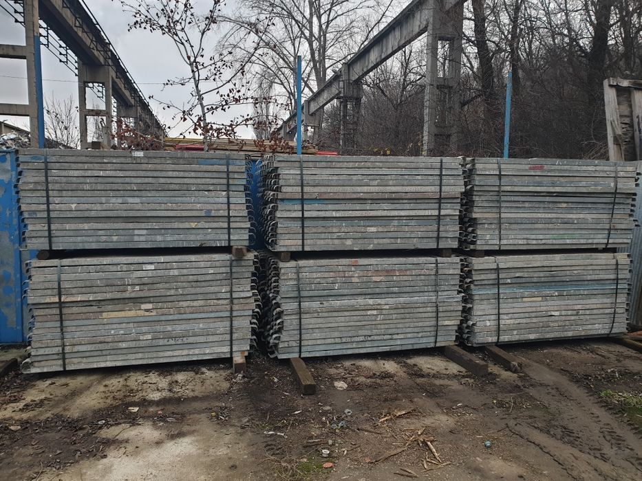 Продажба на пътеки за италянско скеле