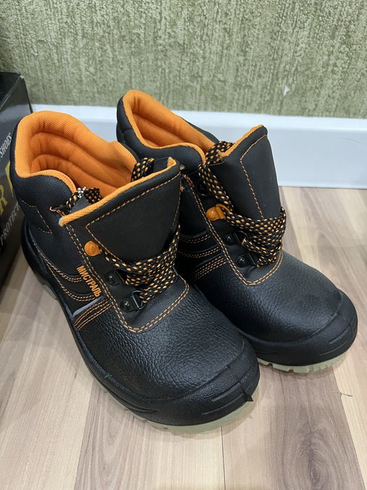 Спецботинки новые