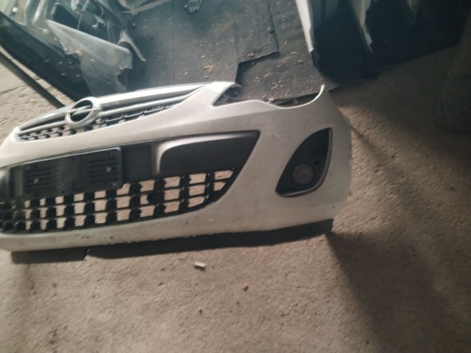 Предна броня за Опел Корса Д фейслифт 2012 г.