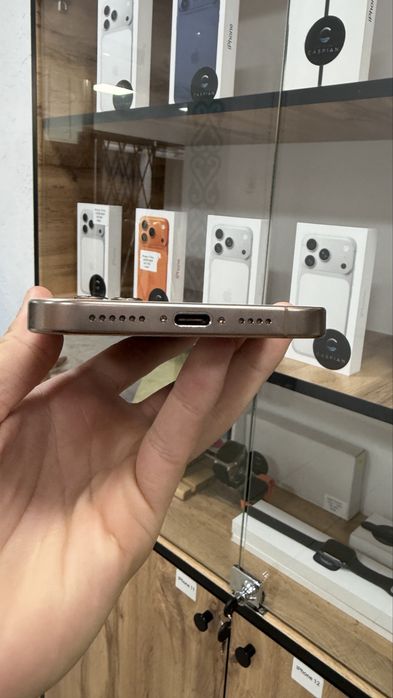 iPhone 16 Pro Max