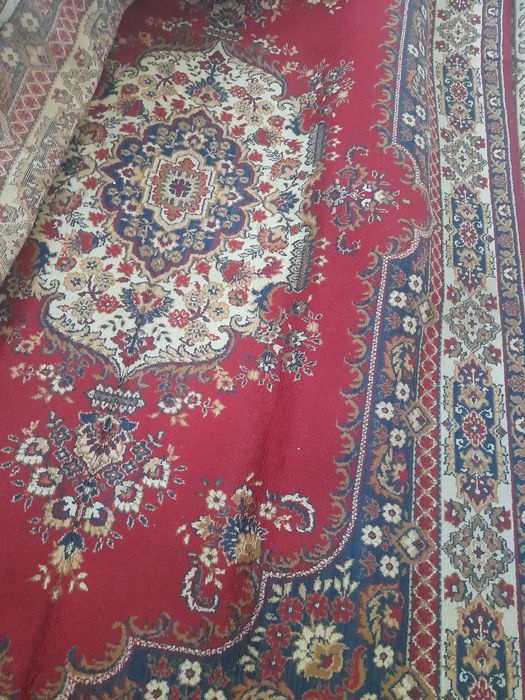 Ковер ч/ш в хорошем состоянии.