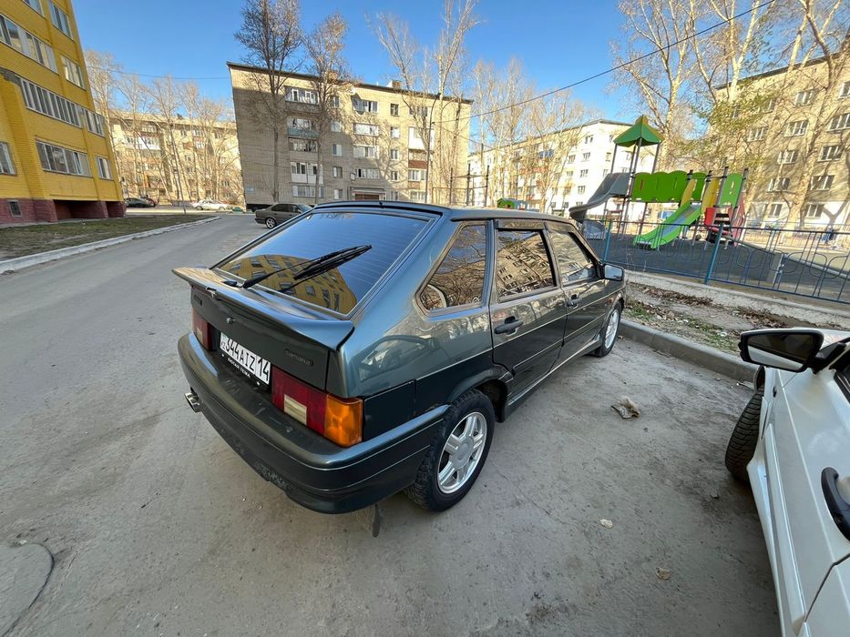 Продам 2 машины ваз 2114