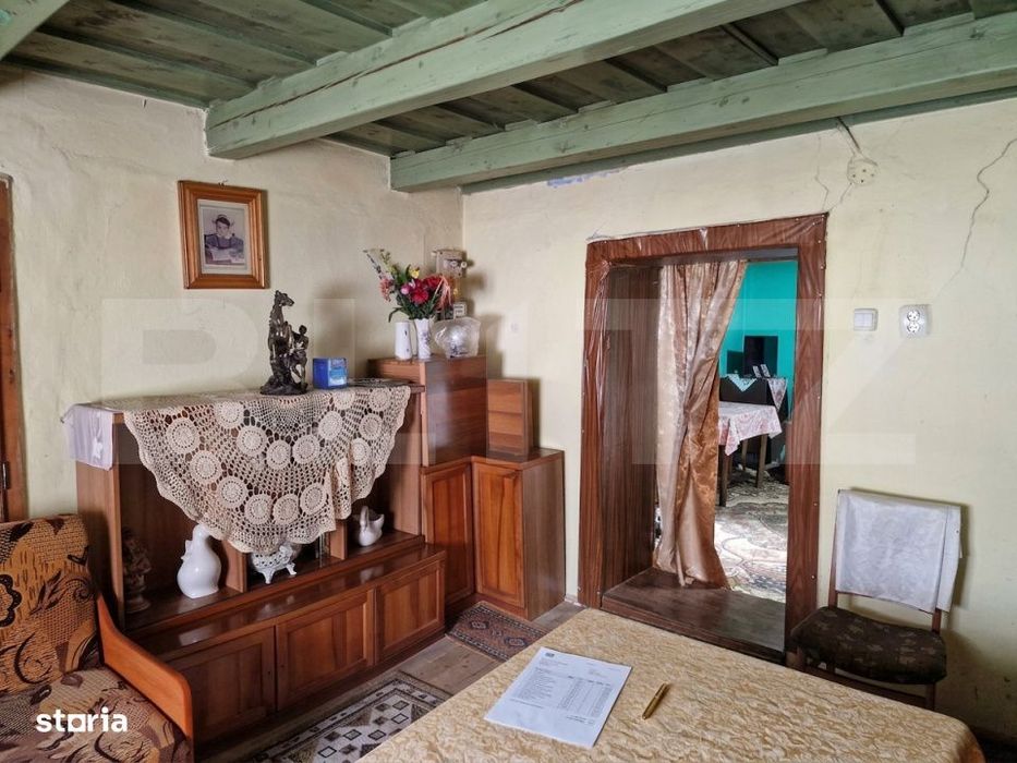 Casa individuala renovabila, teren 2300 mp, comuna Alunis