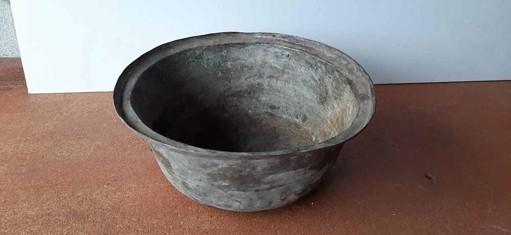 Стари бакърени съдове и др. стари предмети