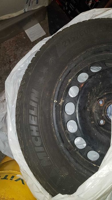 Зимни с оригинални джанти 5x112 Мишелин Алпинза Шкода Суперб 215 60 16