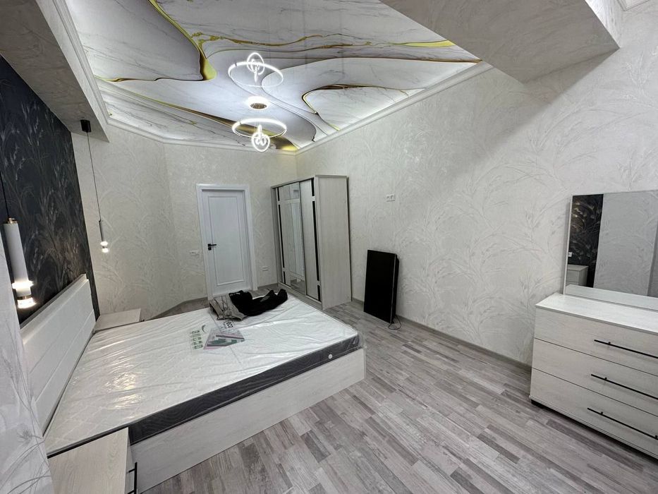 Медгородок Новостройка 2 хона сотилади