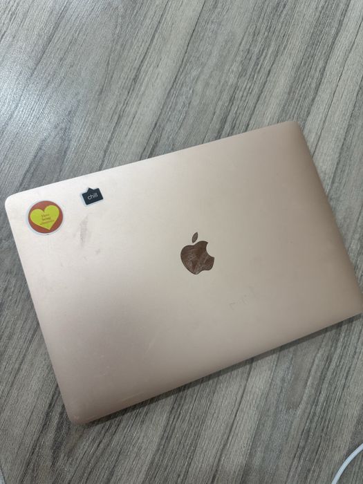 Продам Macbook air M1