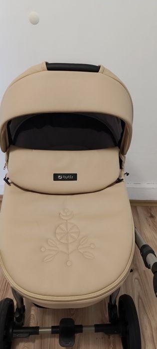 Бебешка количка Tutis