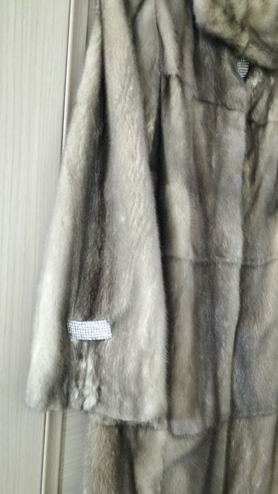 Продается Норковая шуба