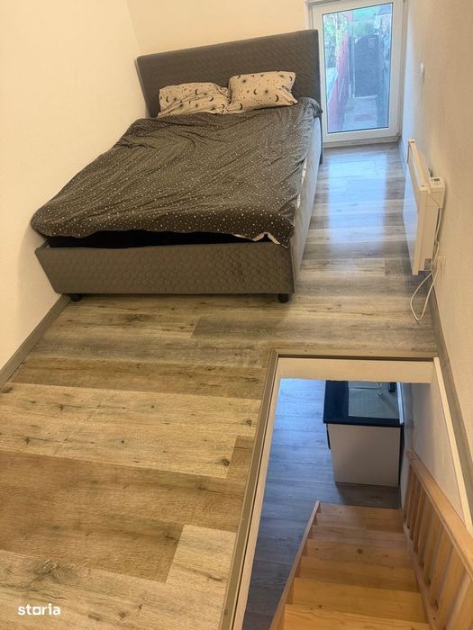 Garsoniera cu curte si intrare separata, situata in zona Grozavesti.