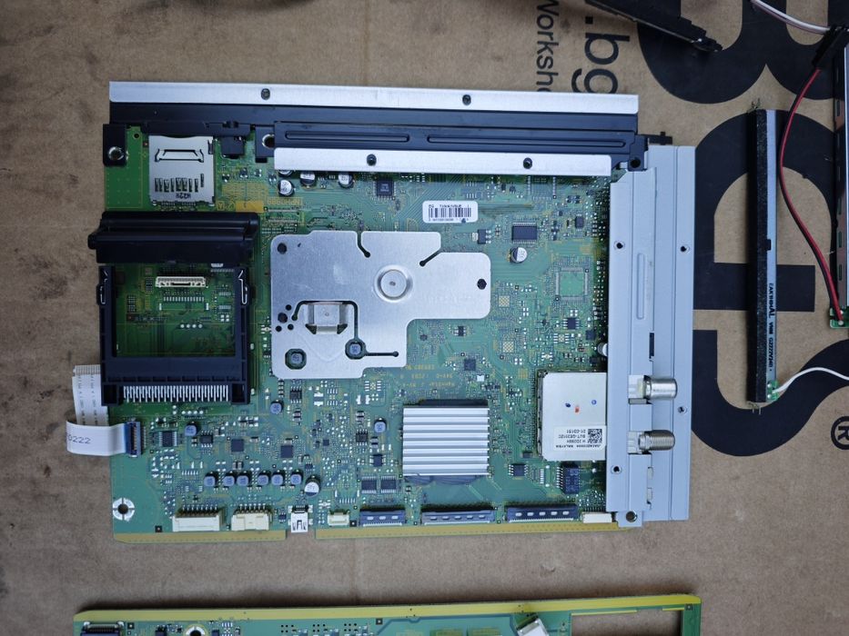 Piese pentru televizor plasma Panasonic P65STW50,perfect funcționabile