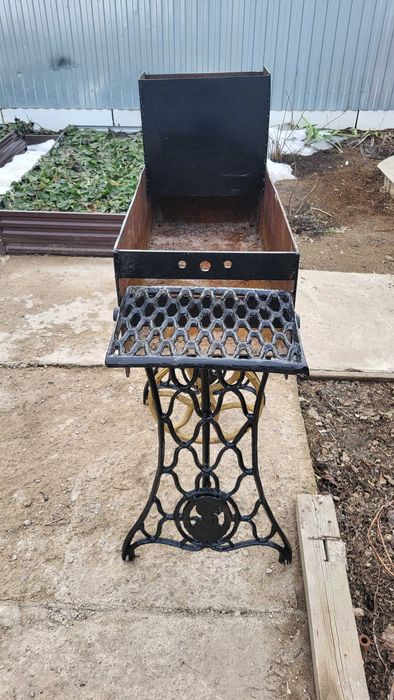 Прдам    Мангал .