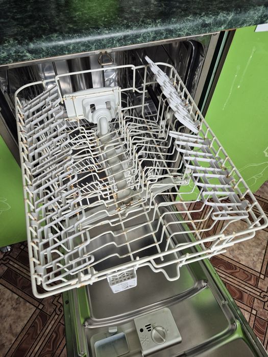 Продам посудомойку на 45.