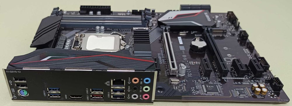 Placa de baza Gigabyte Gaming X soket 1151 V2 Intel Gen 8 si 9