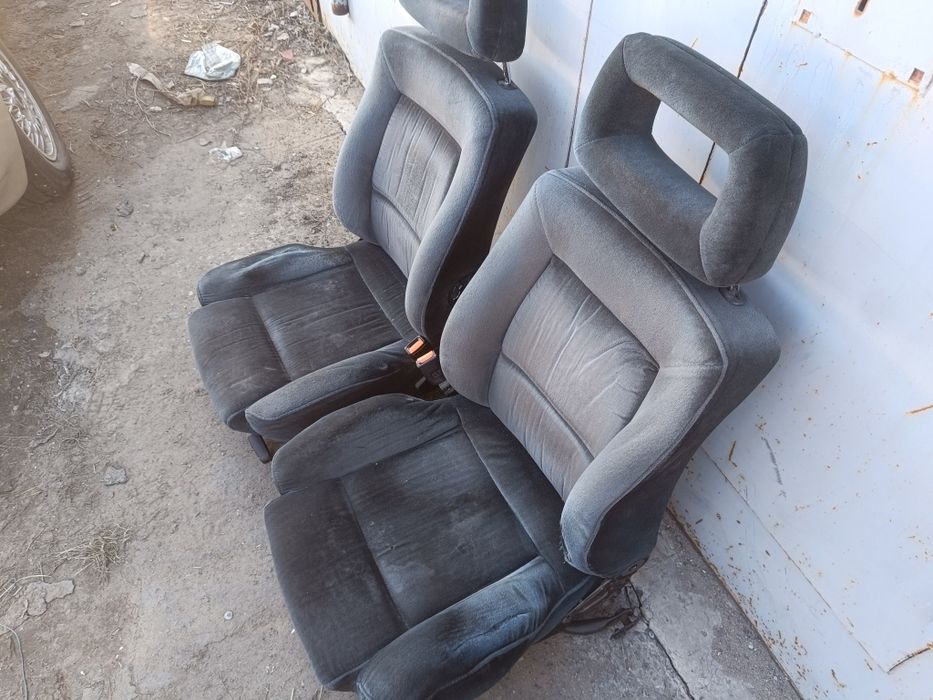 Комплект сидений Ауди 80 Б3
