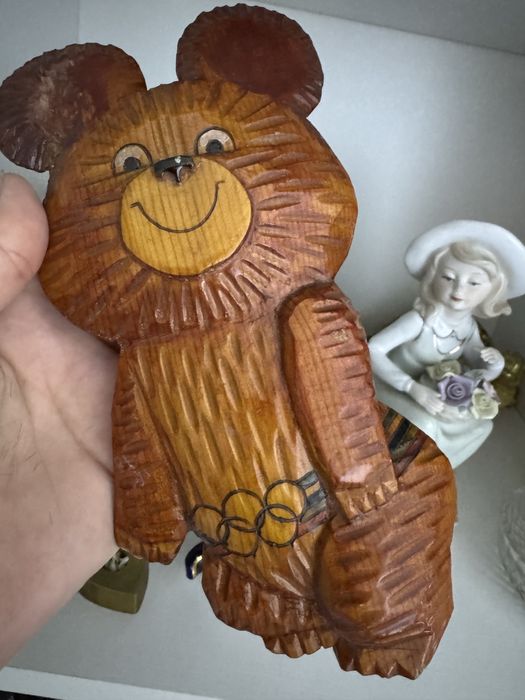 Куколка целая  красивая