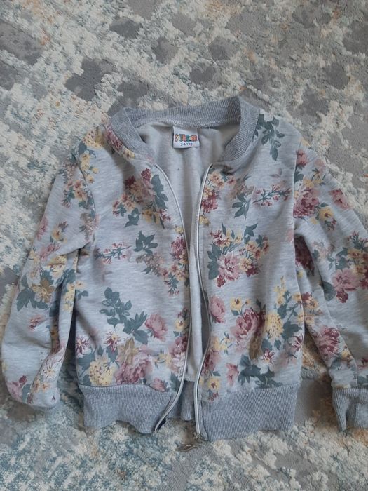 Продам детские вещи