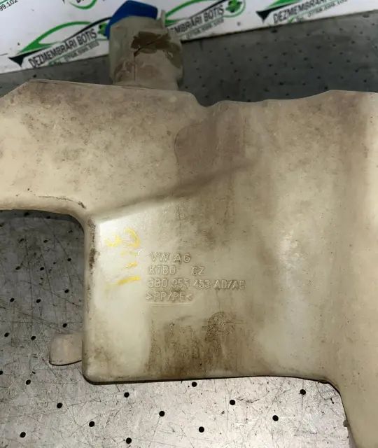 Vas lichid parbriz 3B0955453 3B0955453 Volkswagen VW Passat 2002