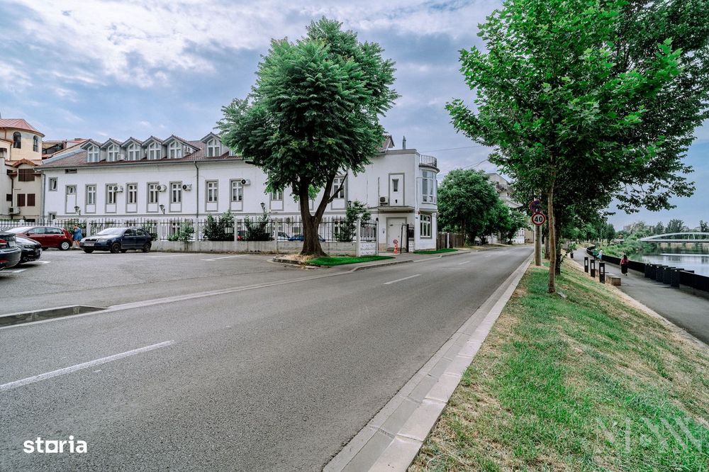 Spatiu birouri, clinica, etc | De Inchiriat | Ultracentral, Oradea