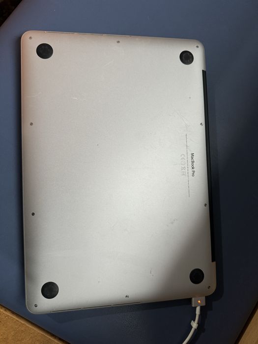 Macbook pro retina early 2015 i5 2,7ghz